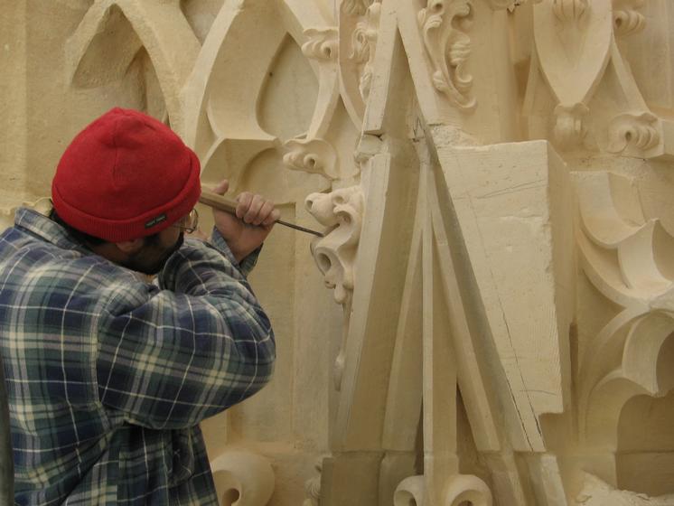 La Tour Saint-Jacques en pleine restauration